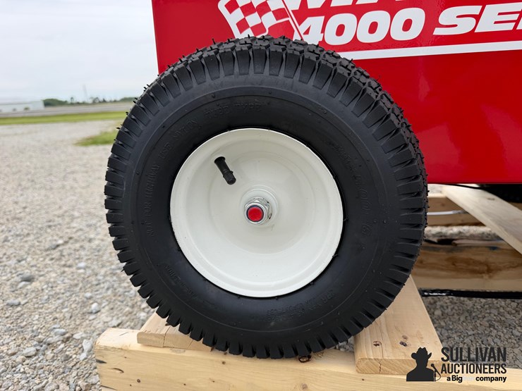 2026-magnum-4000-series-hot-water-pressure-washer-image-10