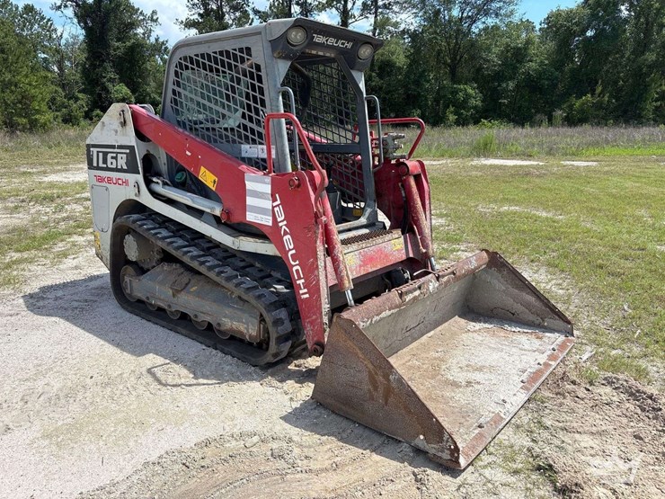 2020-takeuchi-tl6r-image-2