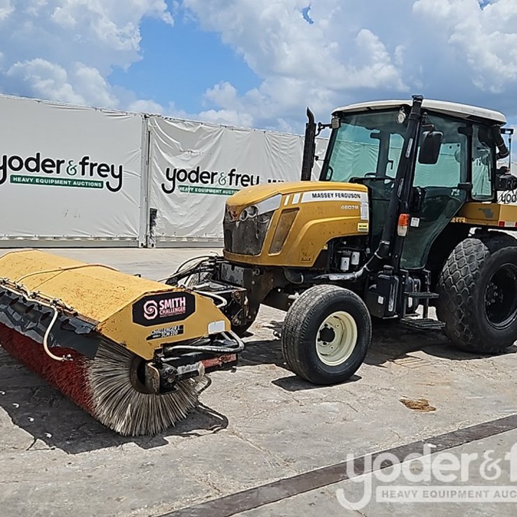 2015 MASSEY-FERGUSON 4