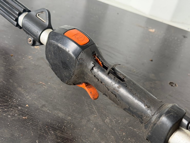 #6046-•-stihl-fs111rx-string-trimmer-image-5