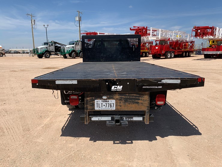 2022-chevrolet-silverado-6500hd-image-4