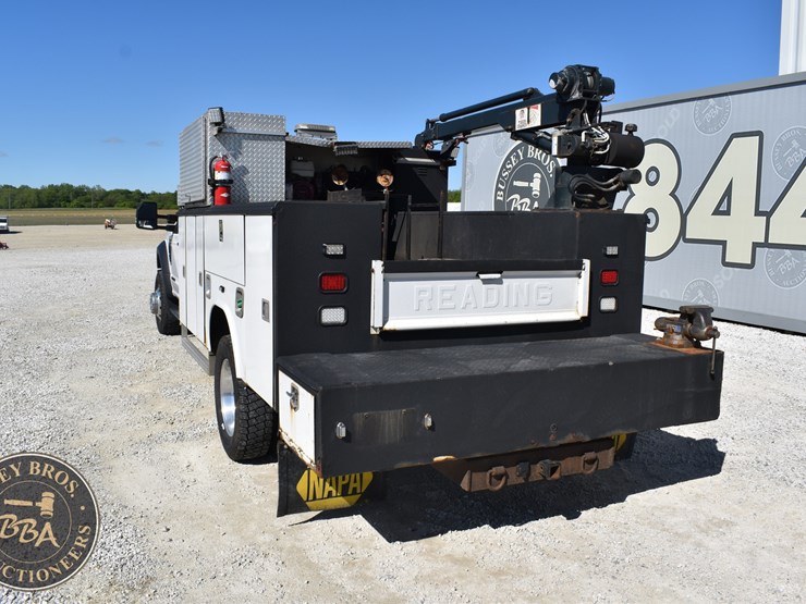 2017-ford-f550-xl-image-4