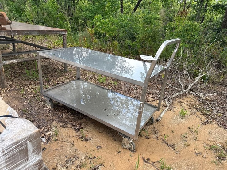 2231---2'-x-4'-stainless-rolling-cart-image-2