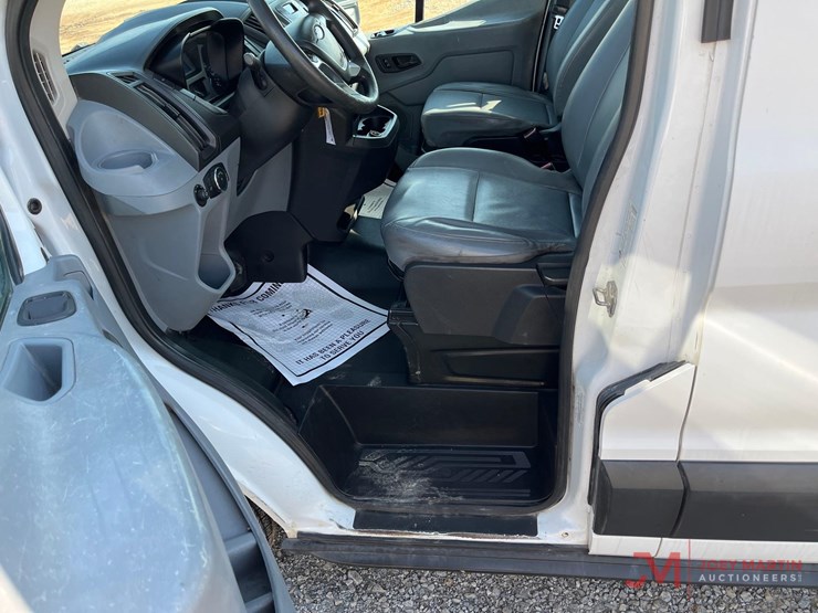 2019-ford-transit-image-22