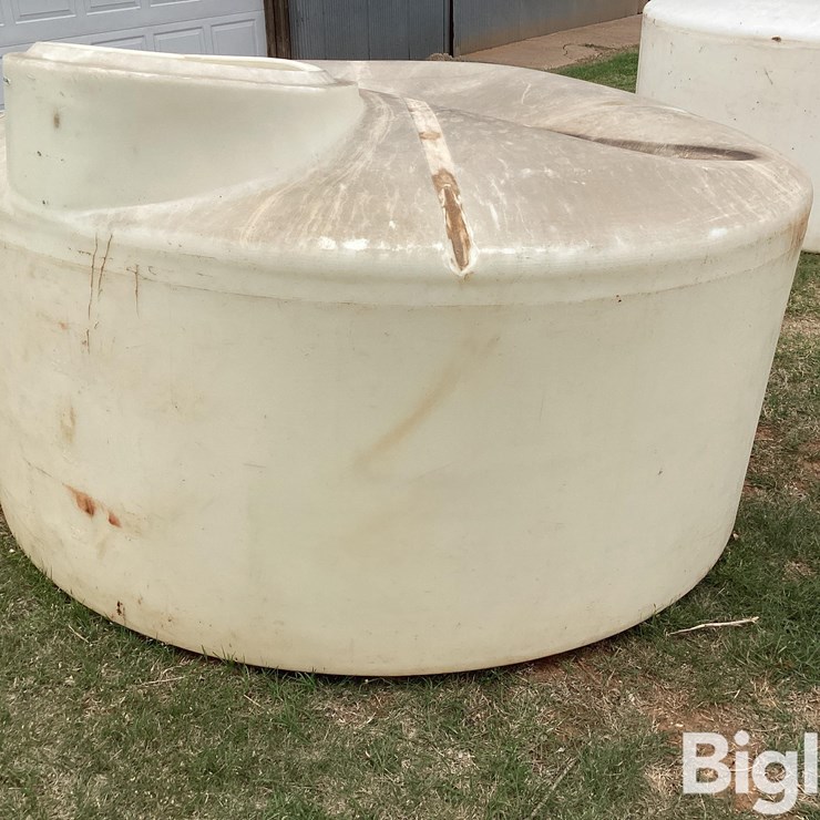 Norwesco 800 Gal Storage Tank