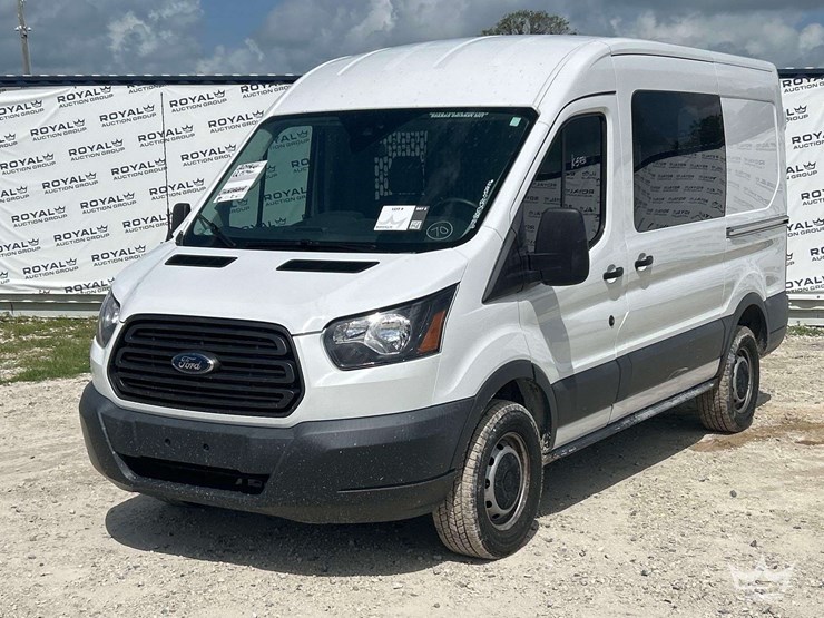 2018-ford-transit-image-1