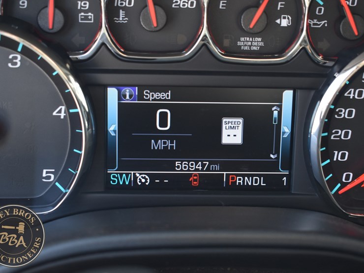 2017-chevrolet-silverado-3500hd-ltz-image-25