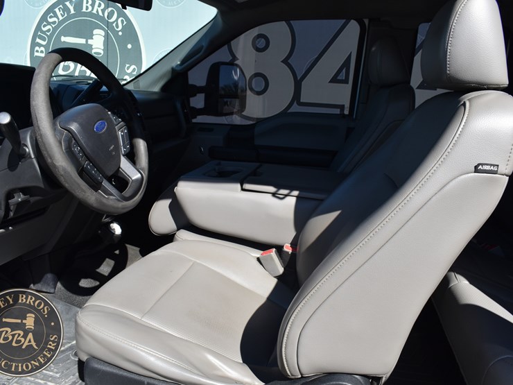 2017-ford-f550-xl-image-19