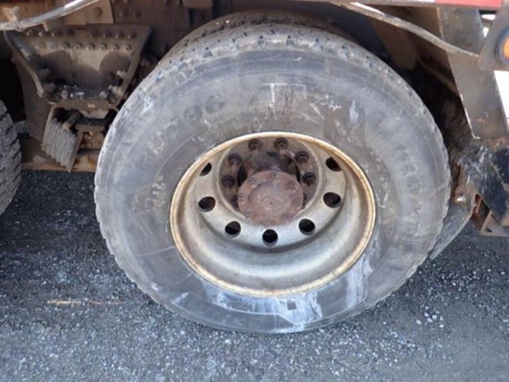 2015-mack-granite-gu813-image-73