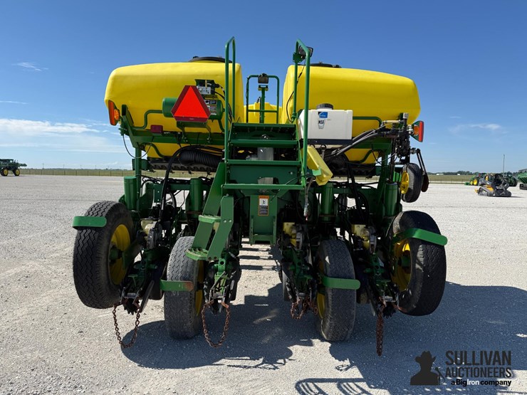 2011-john-deere-1770-image-6