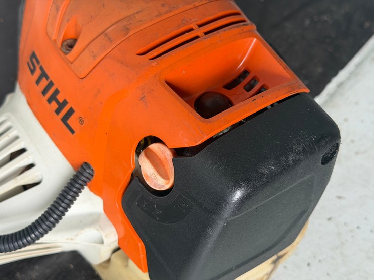 #6045-•-stihl-fs131r-string-trimmer-image-4