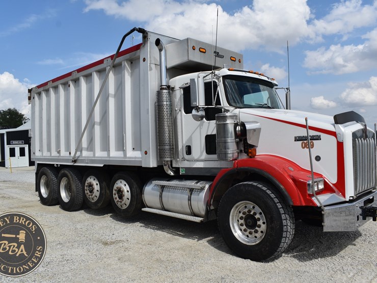 2007-kenworth-t800-image-13