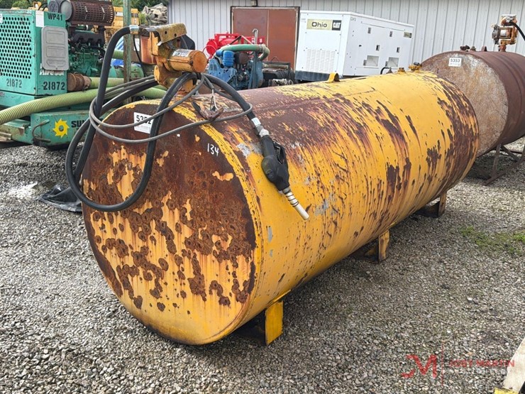approximately-2,000-gallon-fuel-tank-w/-electric-12v-pump-image-2