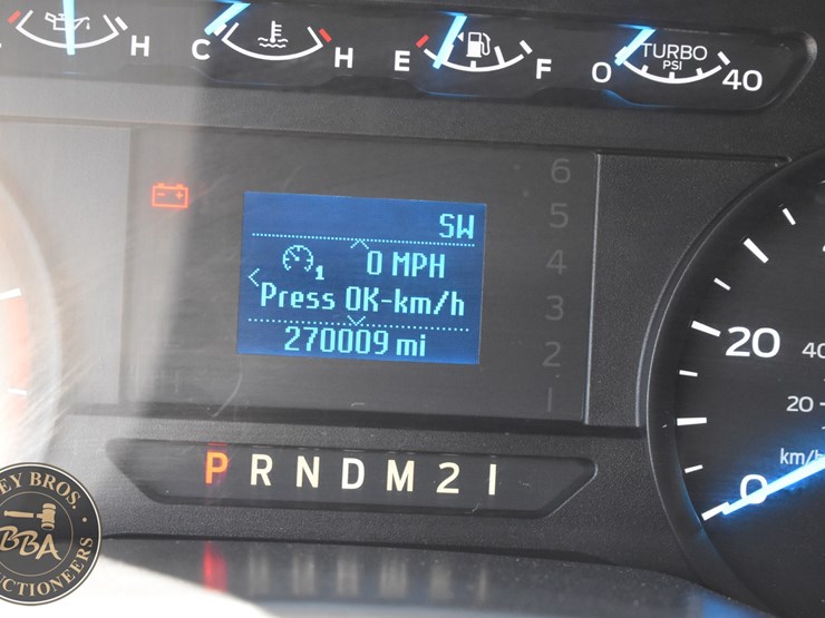 2017-ford-f550-xl-image-23