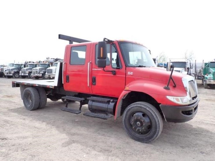 2005-international-durastar-4200-image-3