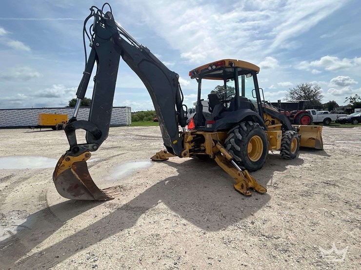deere-410l-image-3