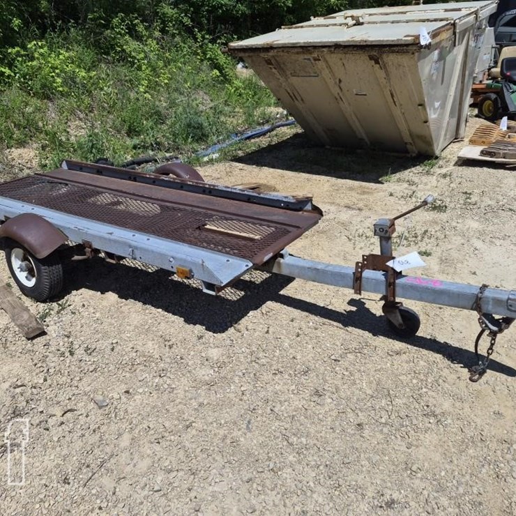 UTILITY TRAILER