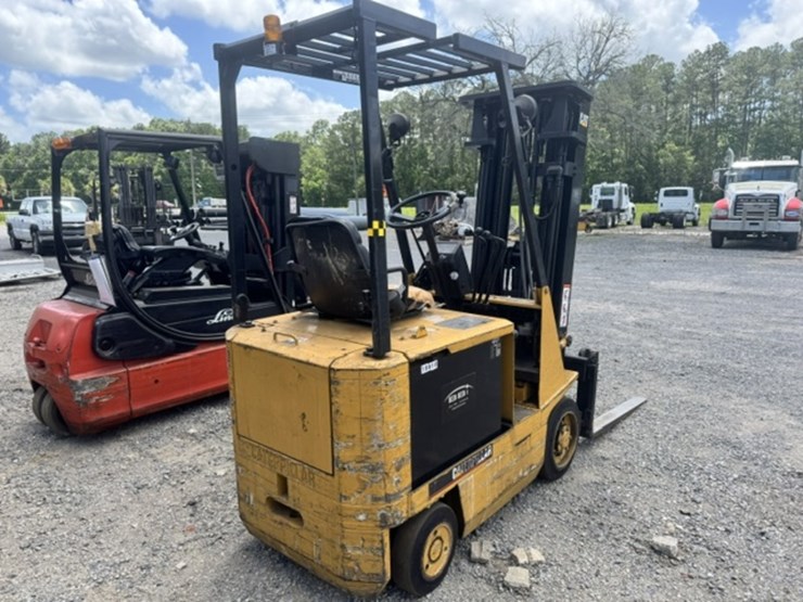 caterpillar-ec15-image-7