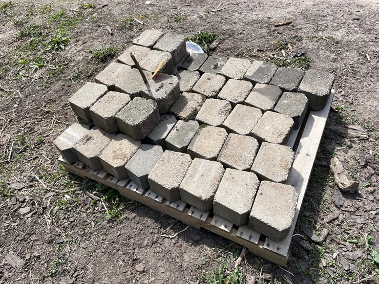 #2117-•-15"-landscape-bricks-image-5