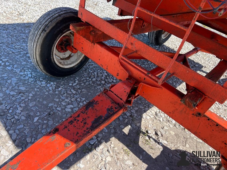 gravity-flow-wagon-image-20