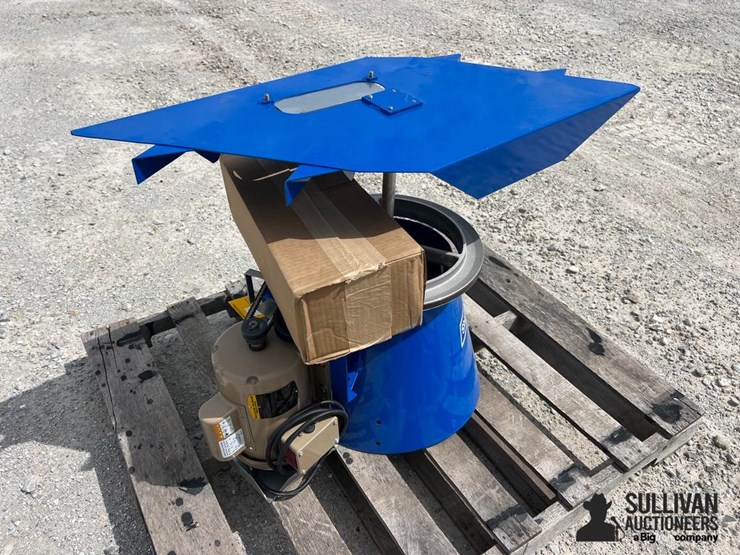 shivers-grain-hog-spreader-image-2