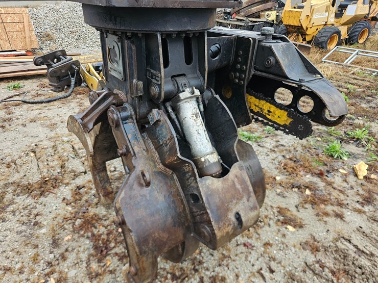 2010-deere-200d-lc-image-80