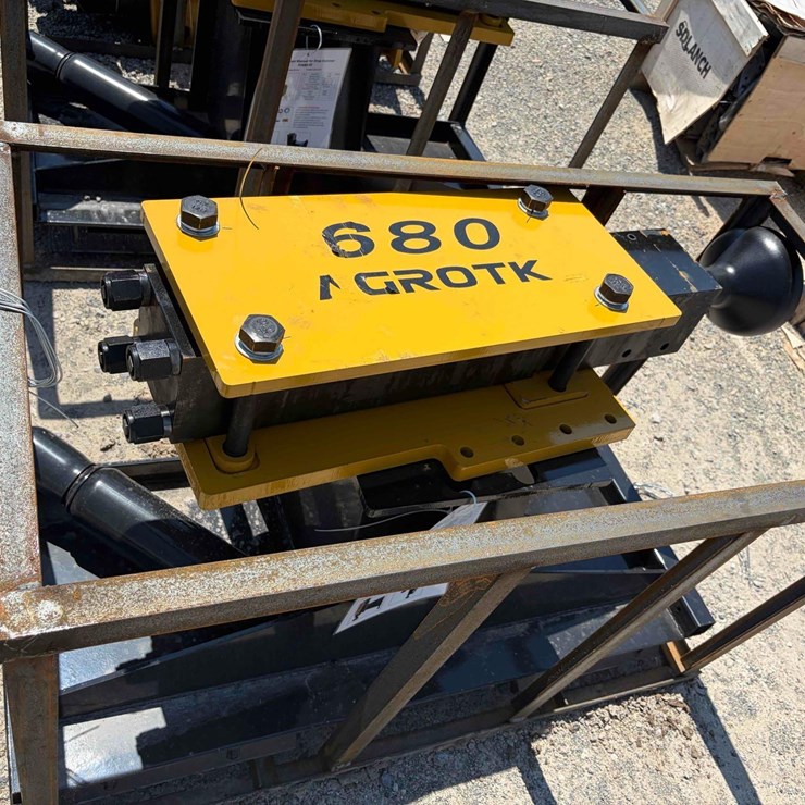New AGROTK 680 Post Driver
