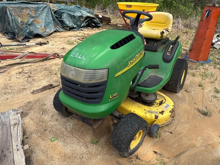 john-deere-l110-image-2