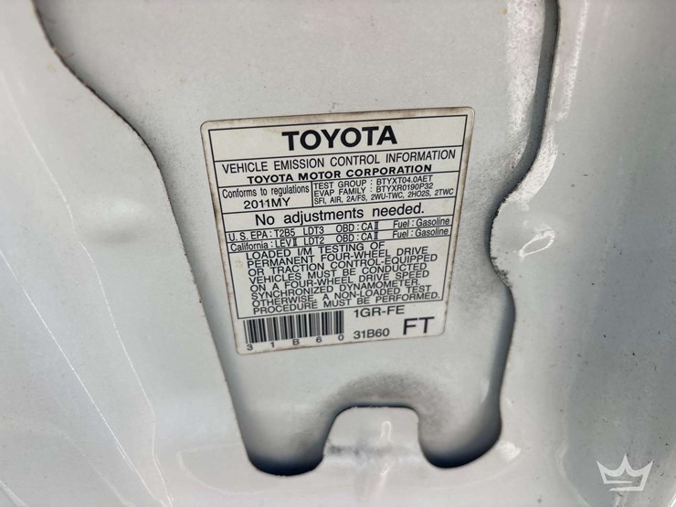2011-toyota-tundra-image-10