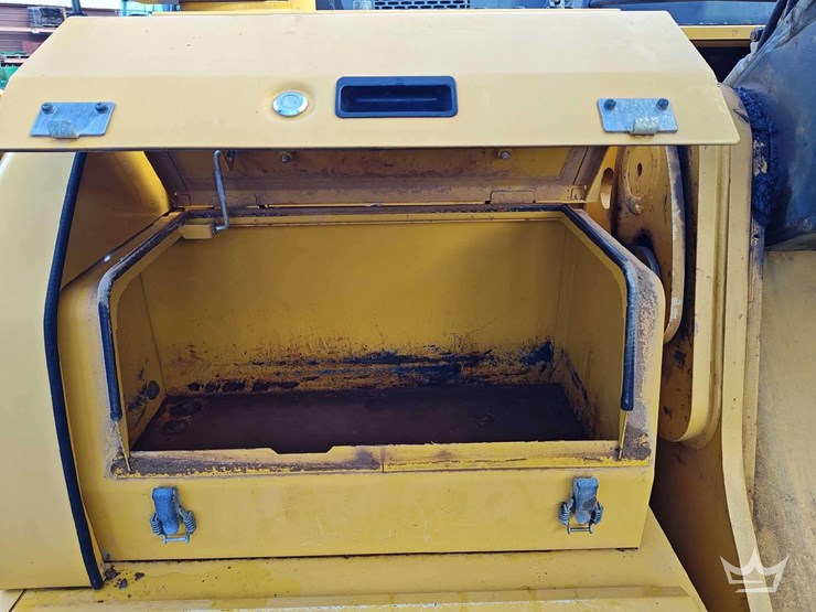 2016-john-deere-350g-hydraulic-excavcator-image-33