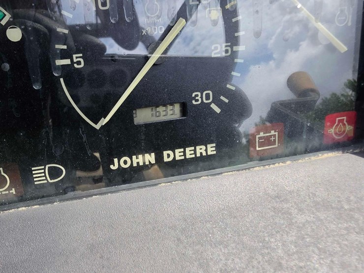 john-deere-5205-image-12