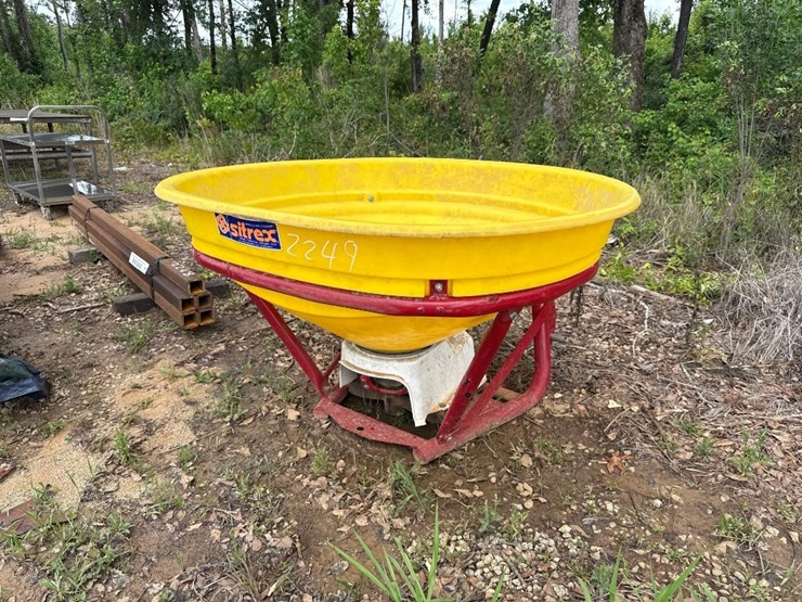 2249---sitrex-fertilizer-spreader---poly-hopper-image-2