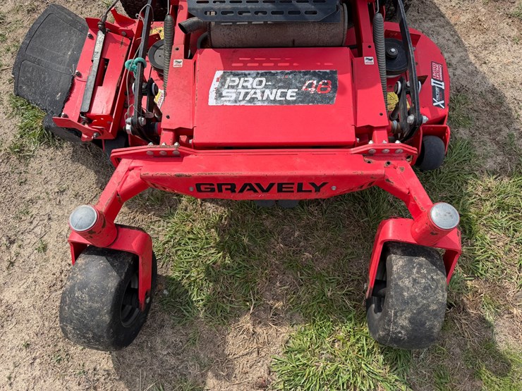 #6008-•-gravely-48"-pro-stance-48-zero-turn-lawnmower-image-4