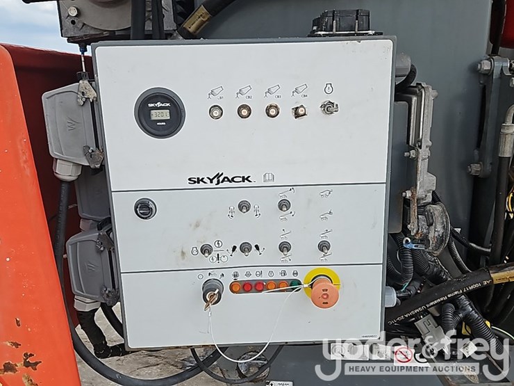 2018-skyjack-sj40t-image-22