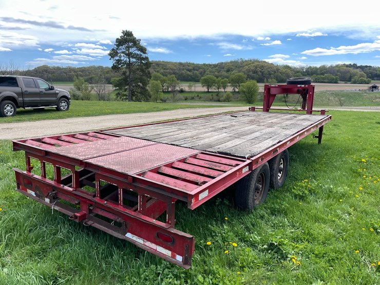 #3295-•-1998-featherlite-slt-gooseneck-trailer-(has-wi-title)-image-3