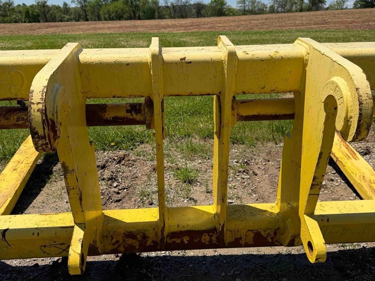 jrb-wheel-loader-forks-image-4