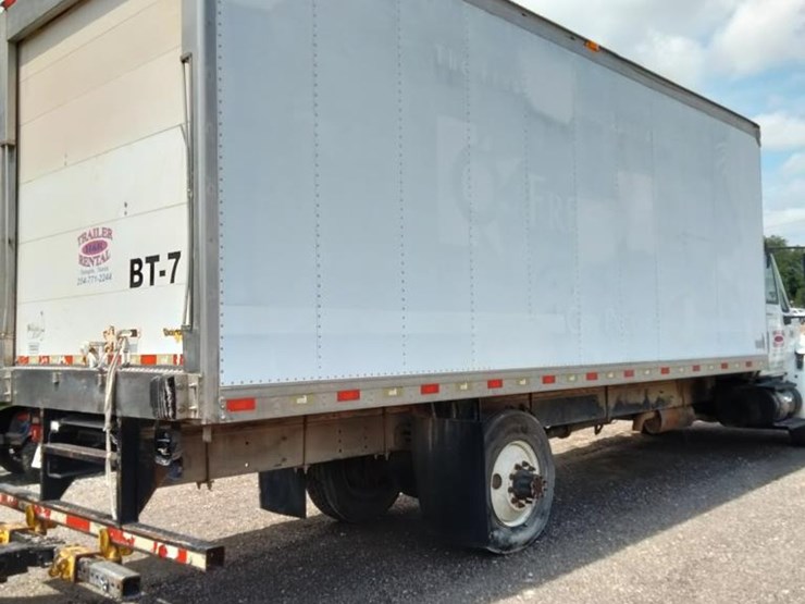 2006-international-durastar-4300-image-10