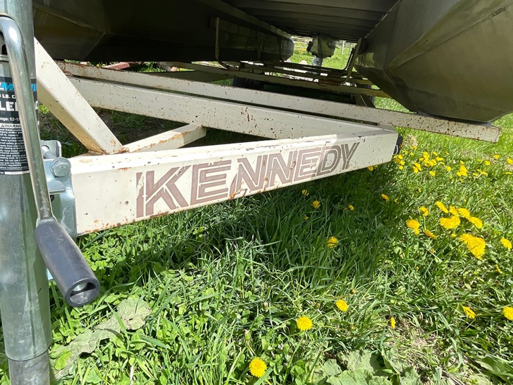 #2103-•-1990-kennedy-24'-supreme-pontoon-and-trailer-(has-wi-title)-image-40