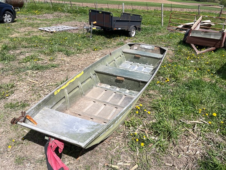 #2112-•-14'-alumacraft-aluminum-flat-bottom-boat-image-1