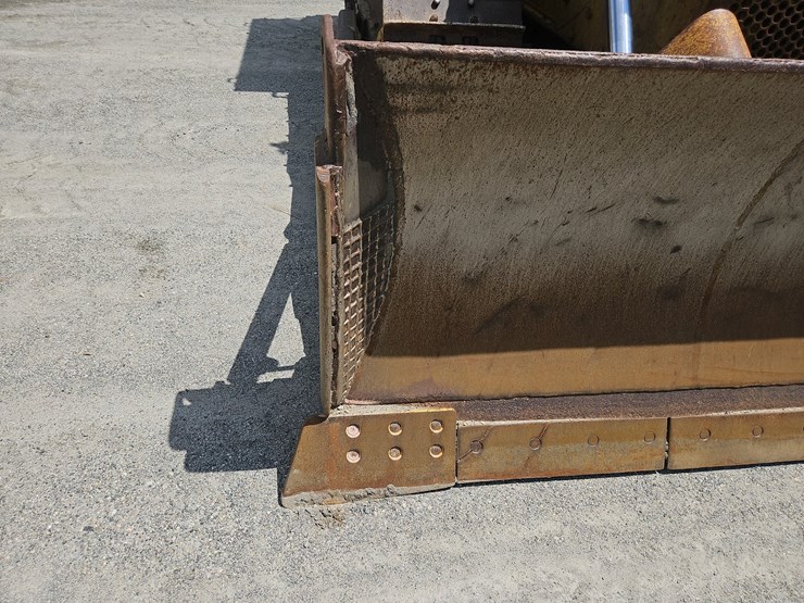 caterpillar-d5b-image-11
