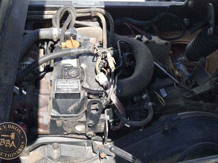 2014-john-deere-gator-xuv-855d-s4-image-25