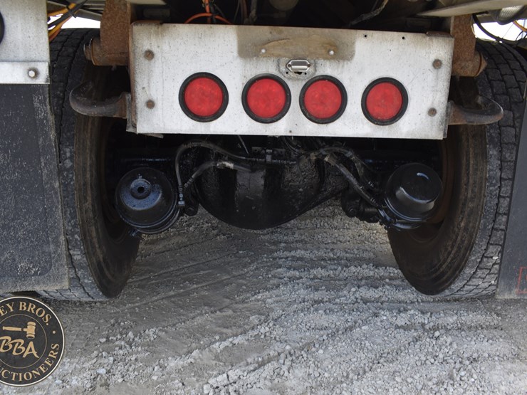 2007-kenworth-t800-image-21