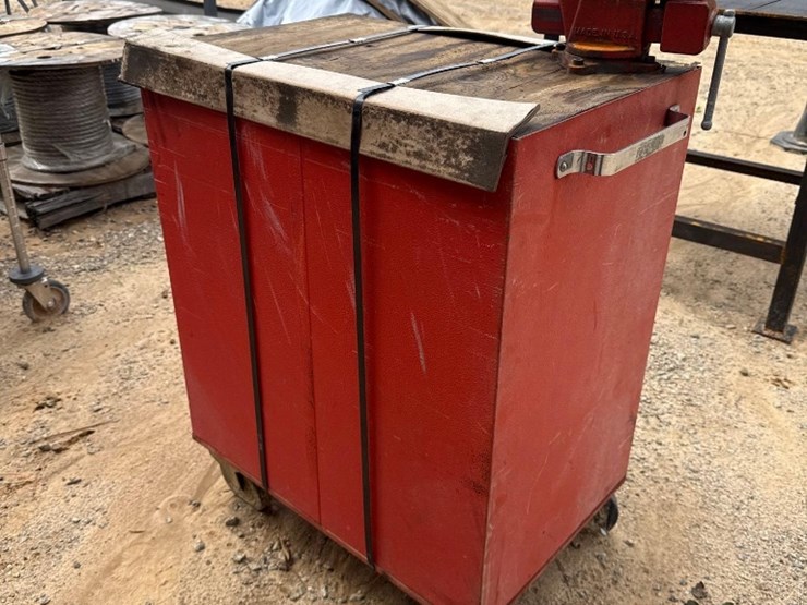 2236---kennedy-rolling-tool-cart-image-4