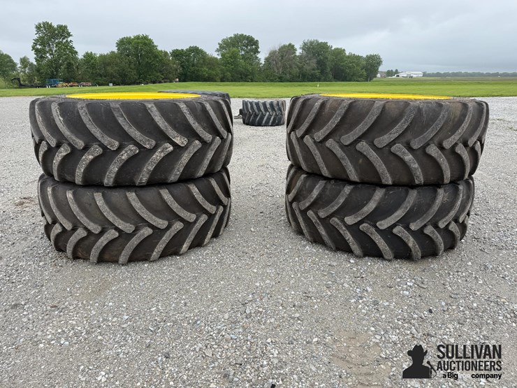 john-deere-12-image-6