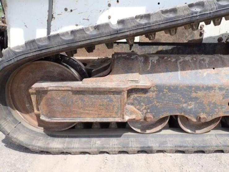 2017-bobcat-t550-image-29
