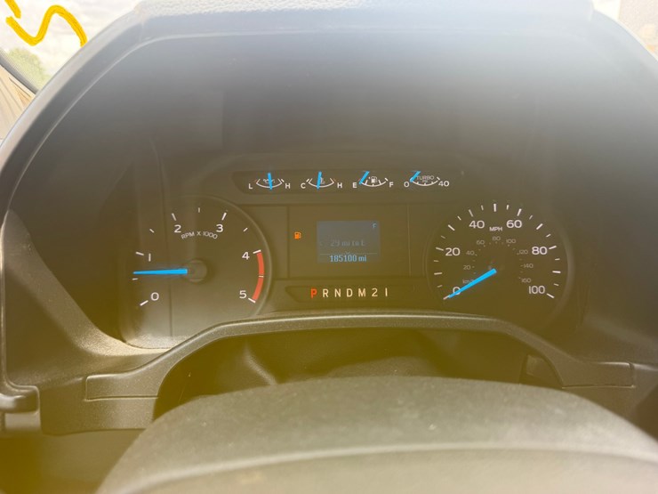 2017-ford-f550-image-14
