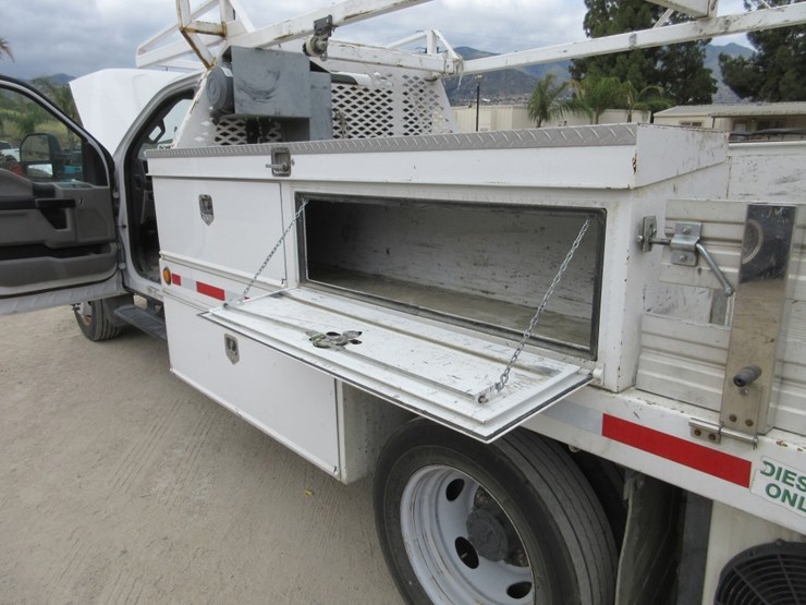 2019-ford-f550-xl-sd-image-14
