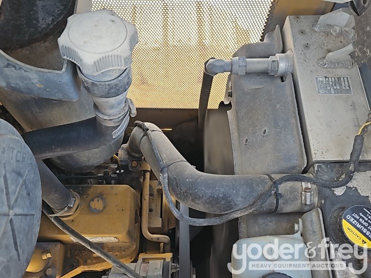 2006-deere-450j-lgp-image-26