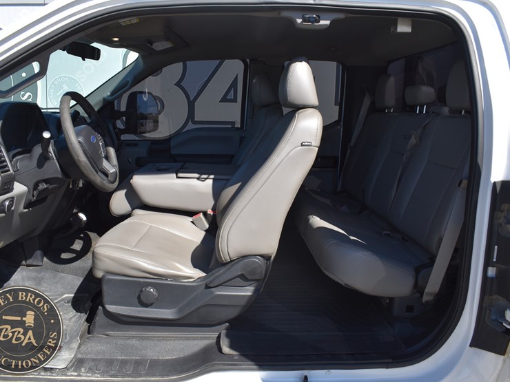 2017-ford-f550-xl-image-17
