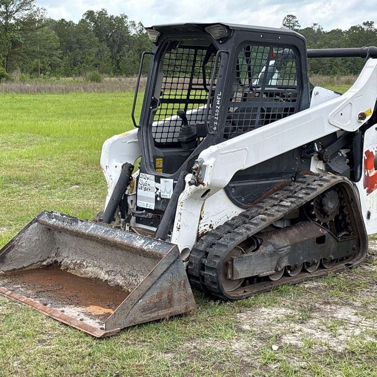 2021 BOBCAT T64